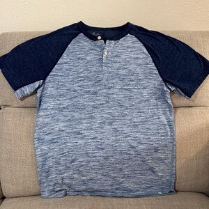 American Eagle Active Flex - Mens Blue Raglan Sleeve Tee - size M